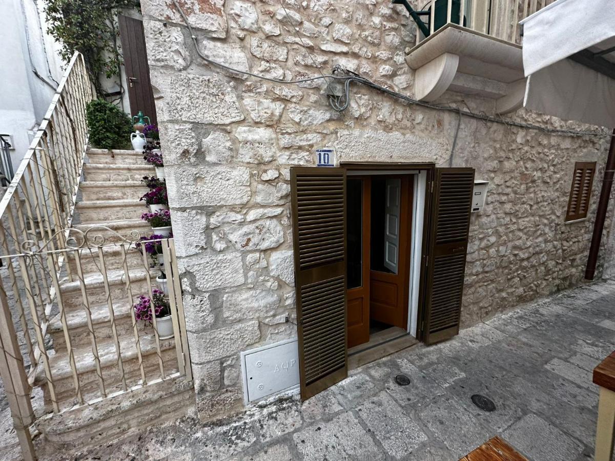 Casa Pietra Viva Apartment Чистернино Екстериор снимка
